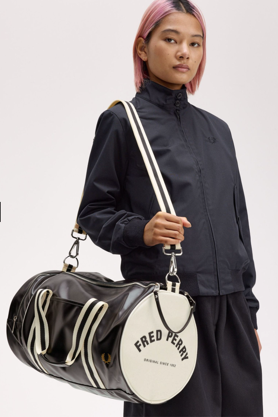 Classic Barrel Bag - Black/Ecru.