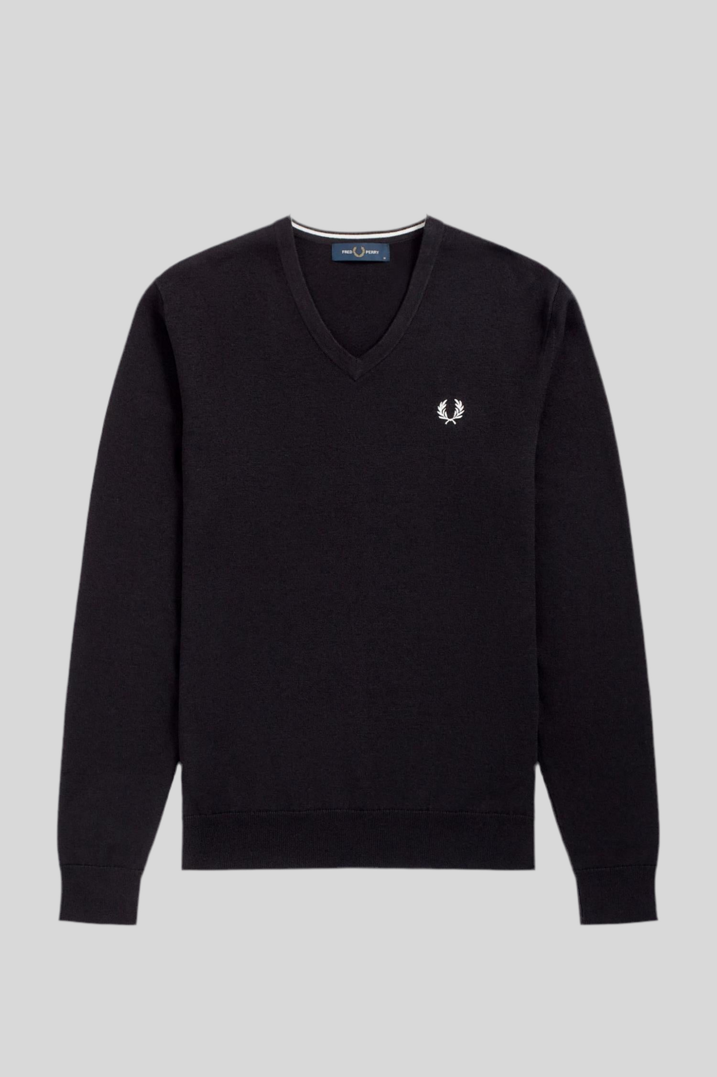 CLASSIC V NECK JUMPER | BLACK