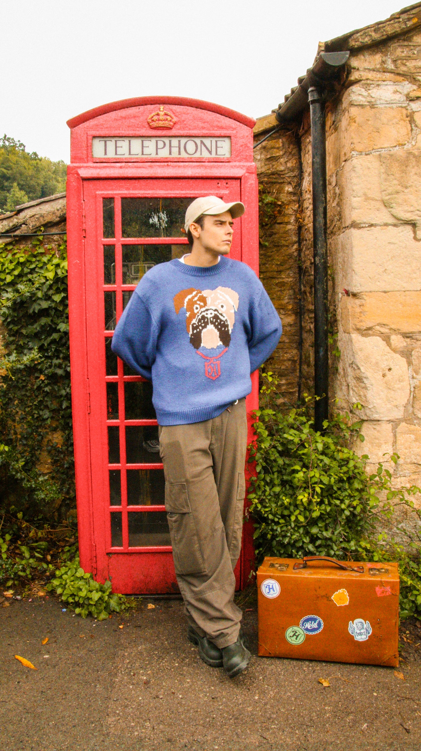 Hotel BULLDOG Knit-sweater