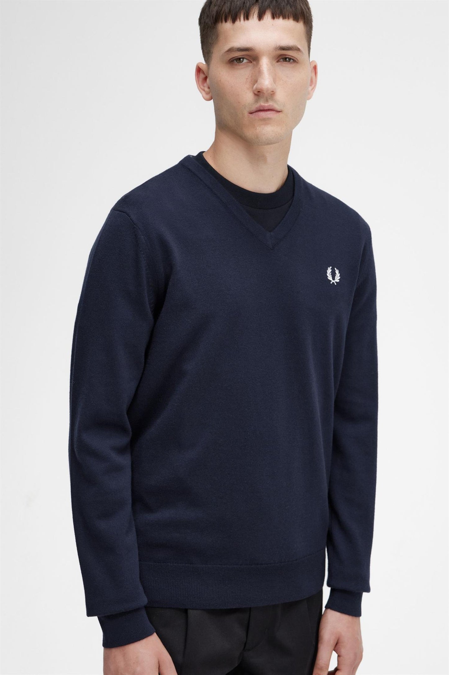 CLASSIC V NECK JUMPER | NAVY