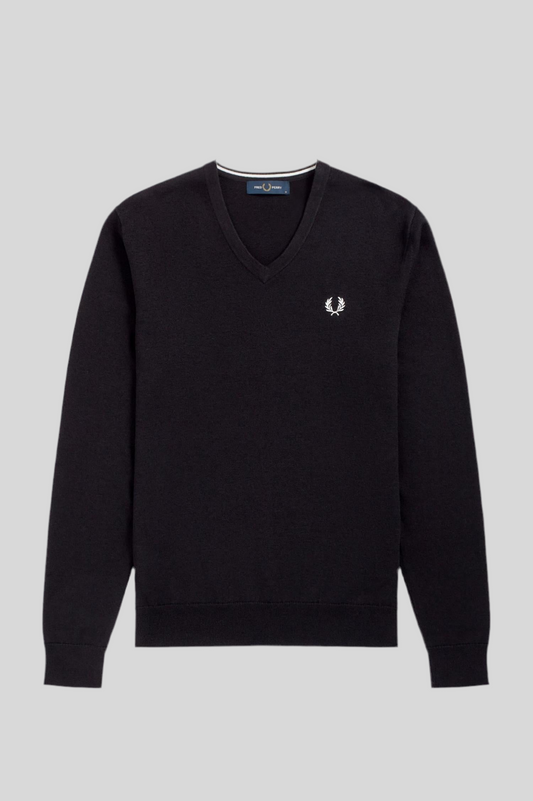 CLASSIC V NECK JUMPER | BLACK