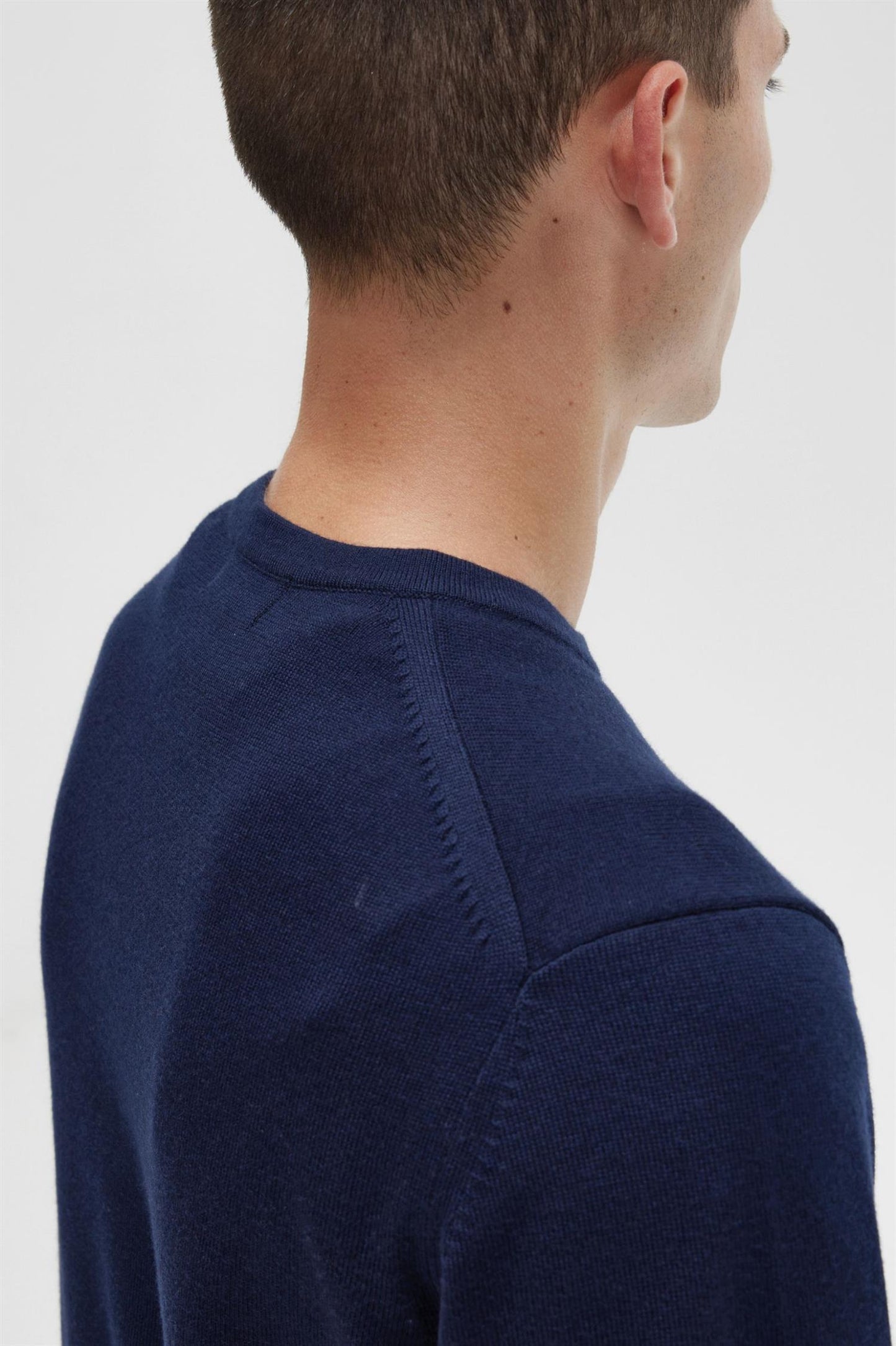 CLASSIC CREW NECK JUMPER | NAVY